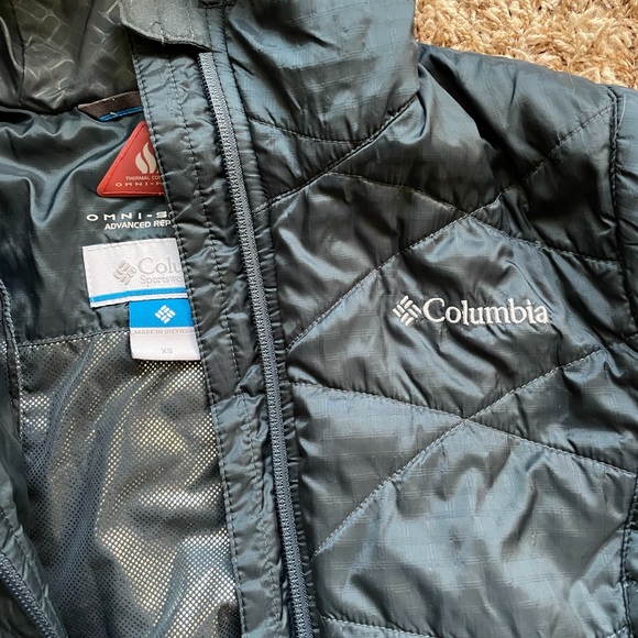 Dark green Columbia Omni coat - Picture 2 of 4